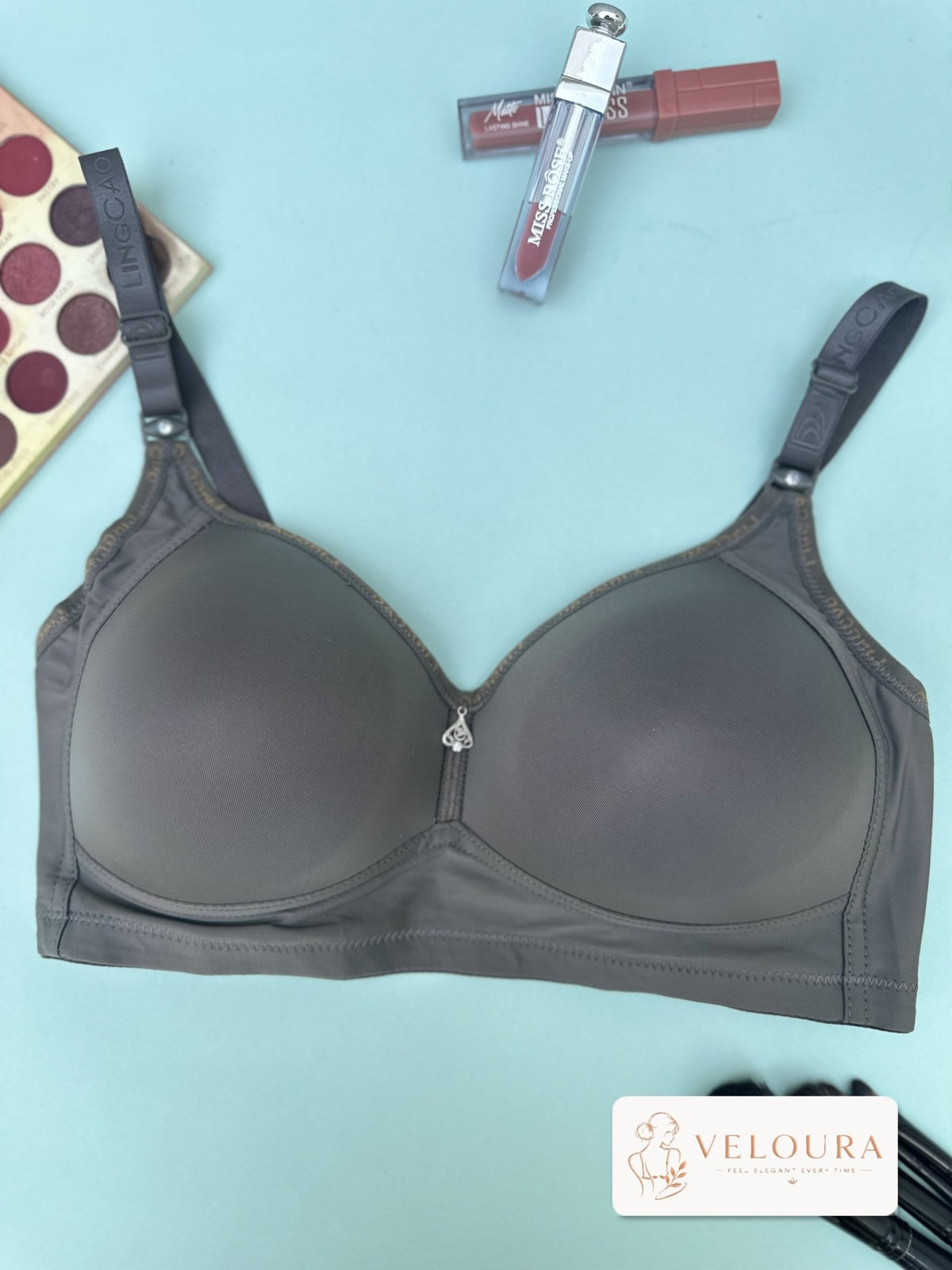 VELOURA Seamless Full Coverage Bra – Dark Grey (48D/50D) - VELOURA